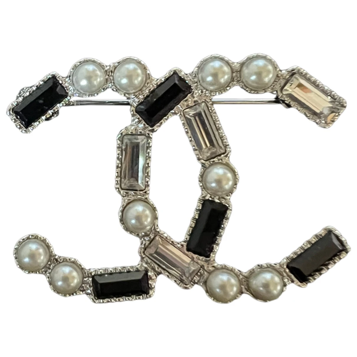 Pre-owned Chanel Cc Crystal Pin & Brooche In Multicolour