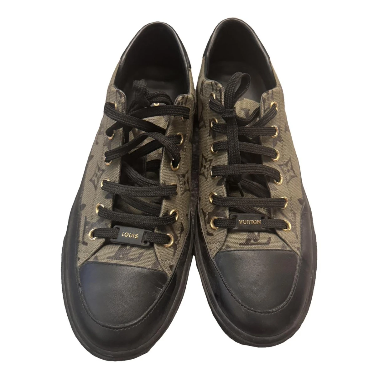 Pre-owned Louis Vuitton Cloth Trainers In Green