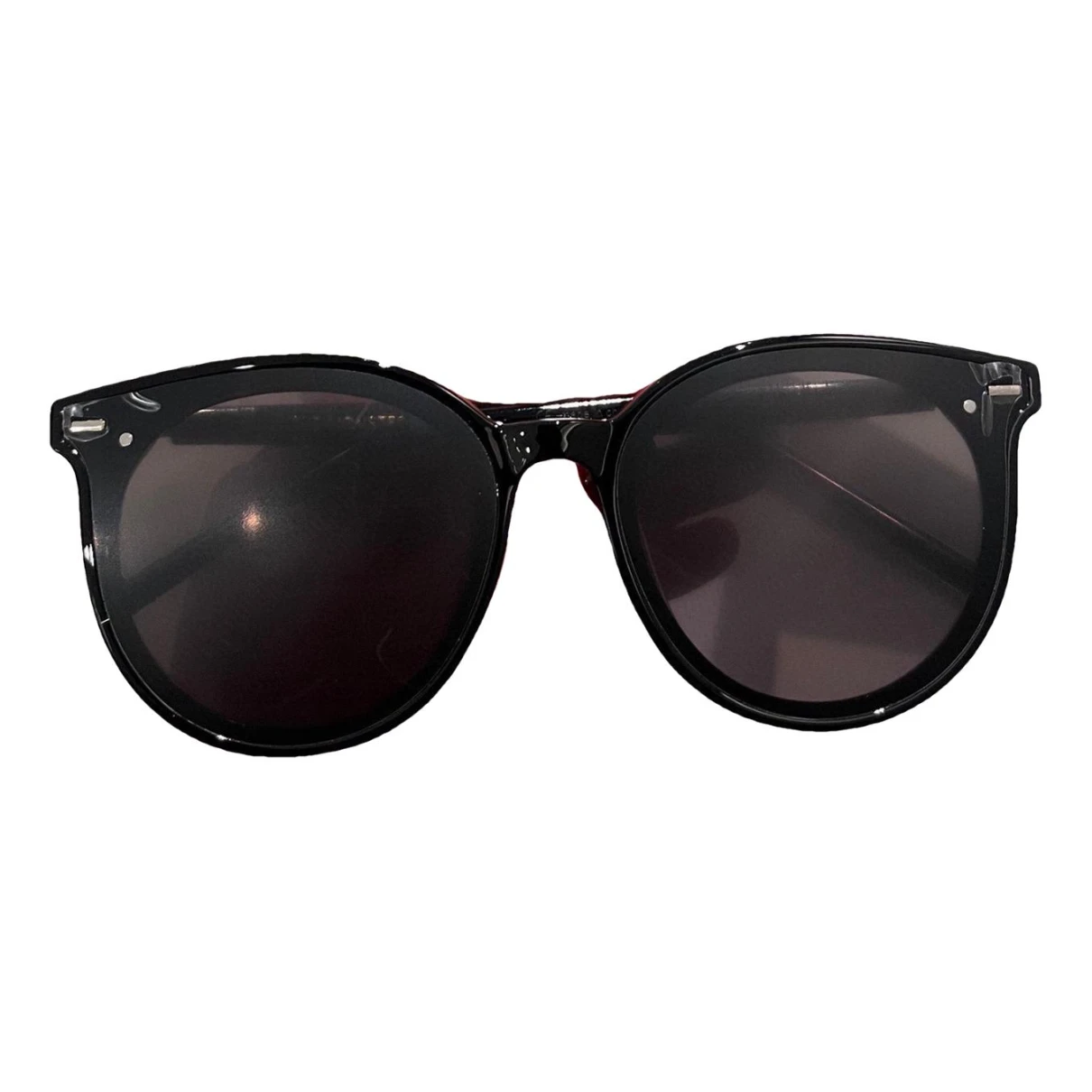 Pre-owned Gentle Monster Sunglasses In Black