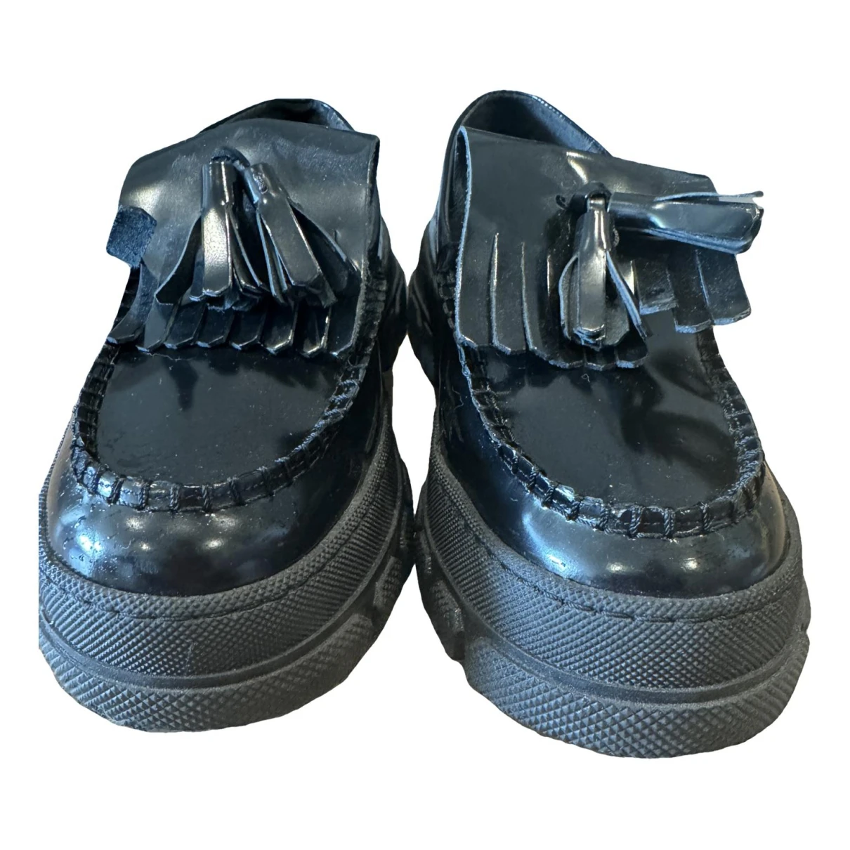 Pre-owned Max Mara Leather Flats In Black