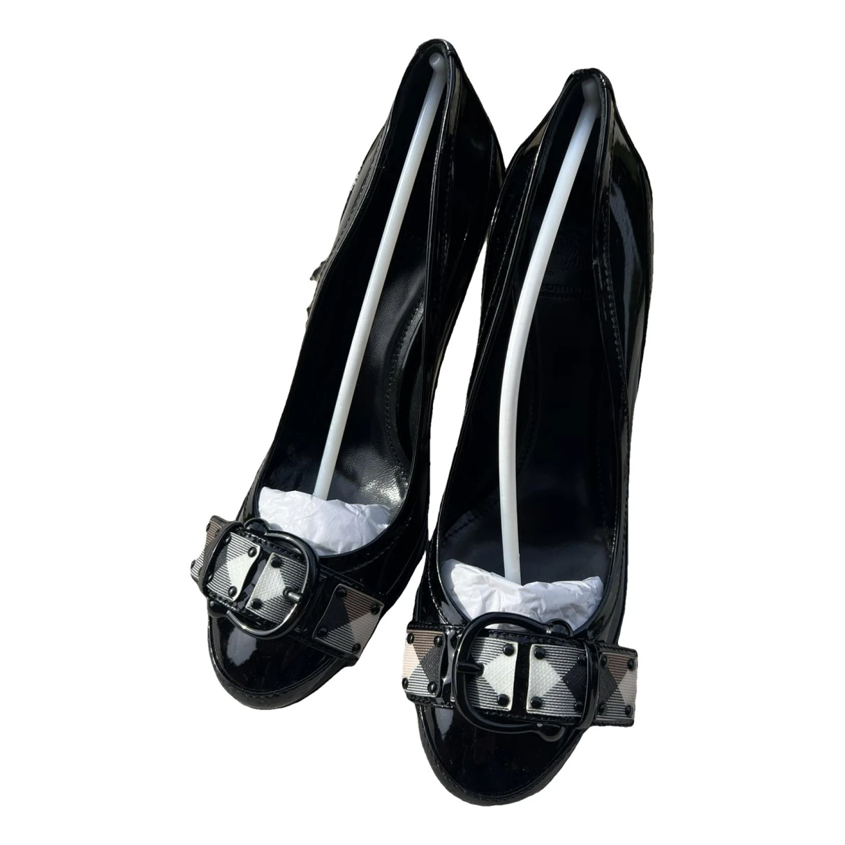 Pre-owned Burberry Patent Leather Heels In Black
