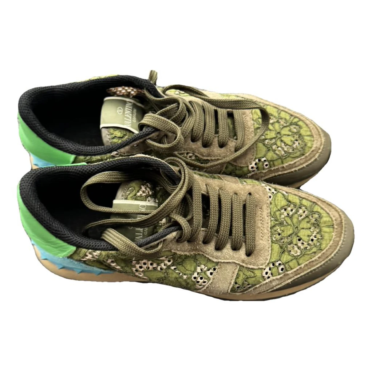 Pre-owned Valentino Garavani Lacerunner Cloth Trainers In Green