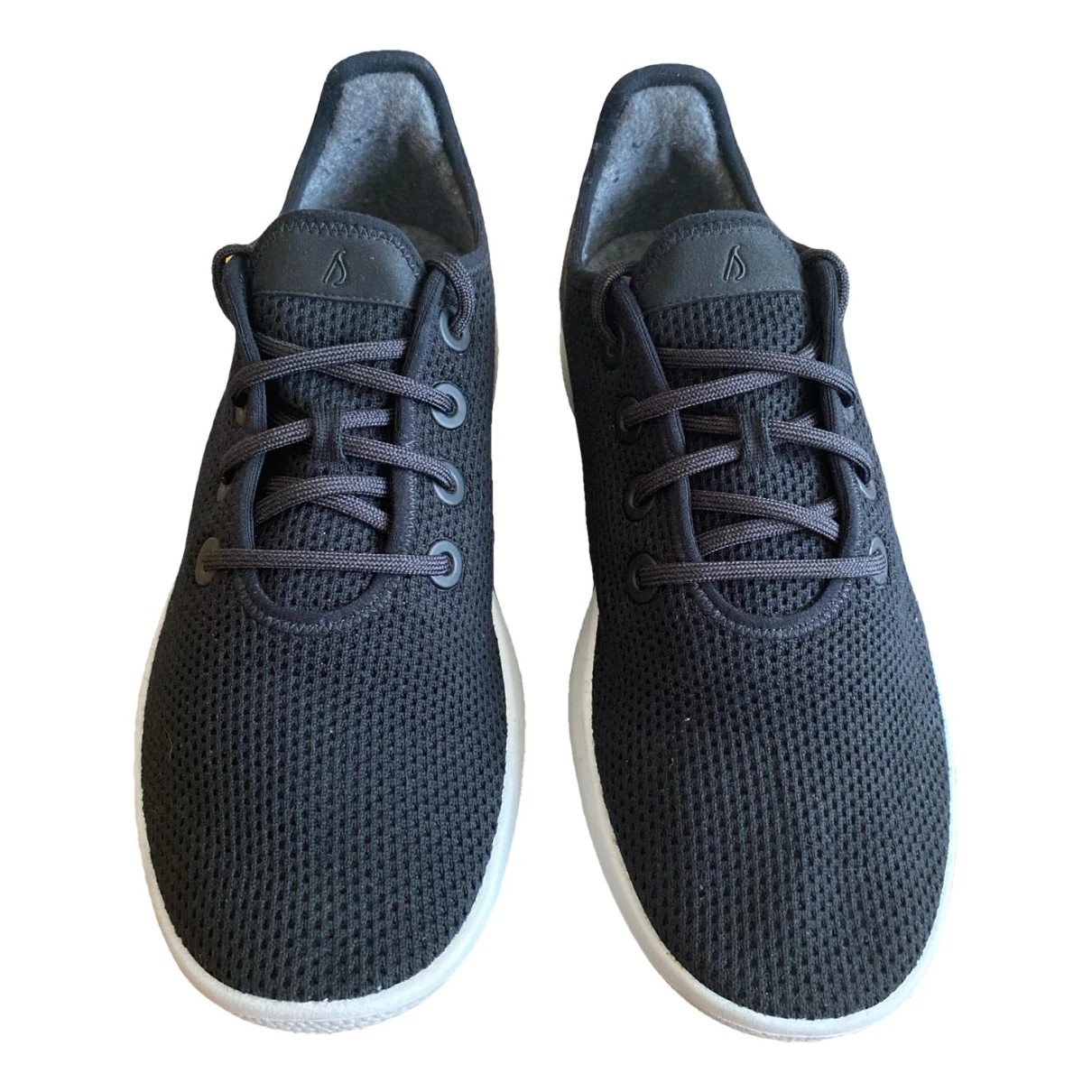 Pre-owned Allbirds Cloth Low Trainers In Black