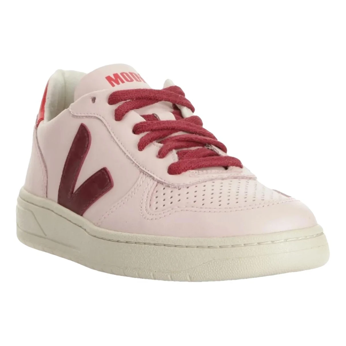 Pre-owned Veja Leather Trainers In Pink