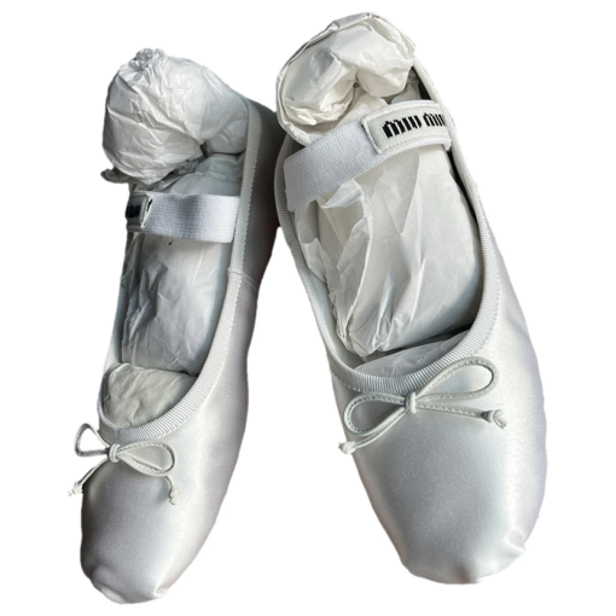 Pre-owned Miu Miu Cloth Ballet Flats In White