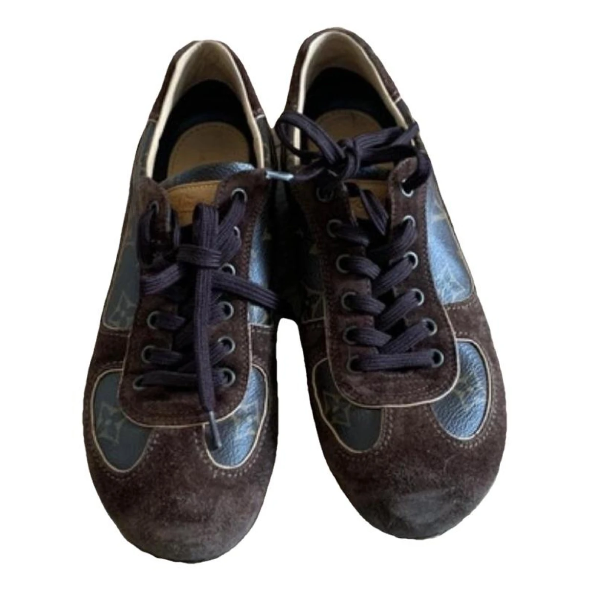 Pre-owned Louis Vuitton Leather Trainers In Brown