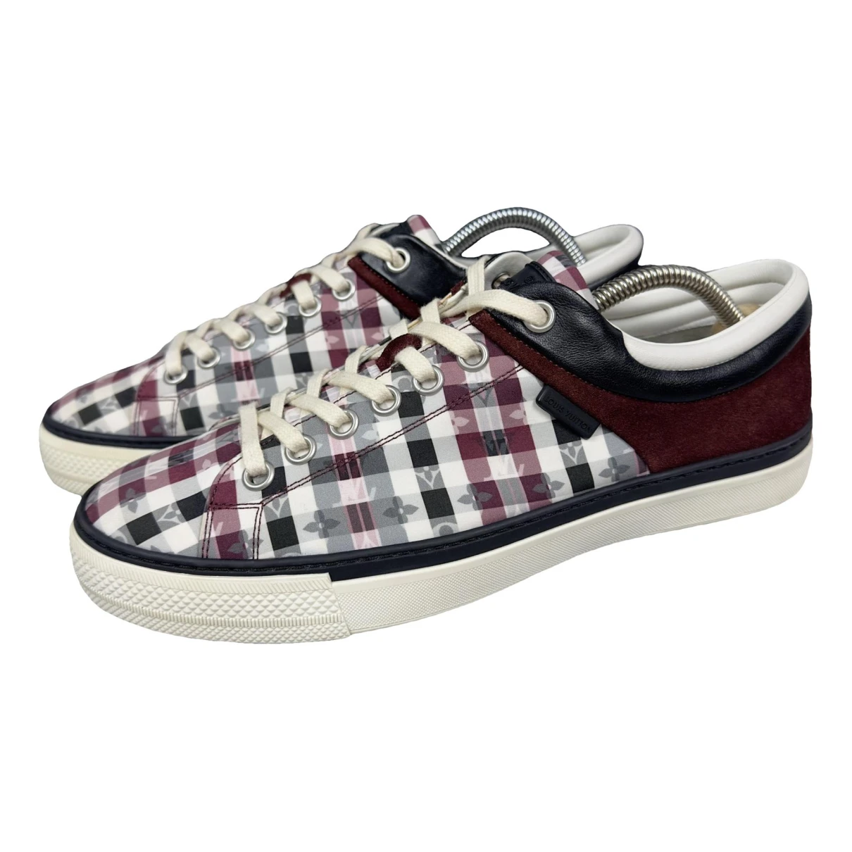 Pre-owned Louis Vuitton Low Trainers In Red