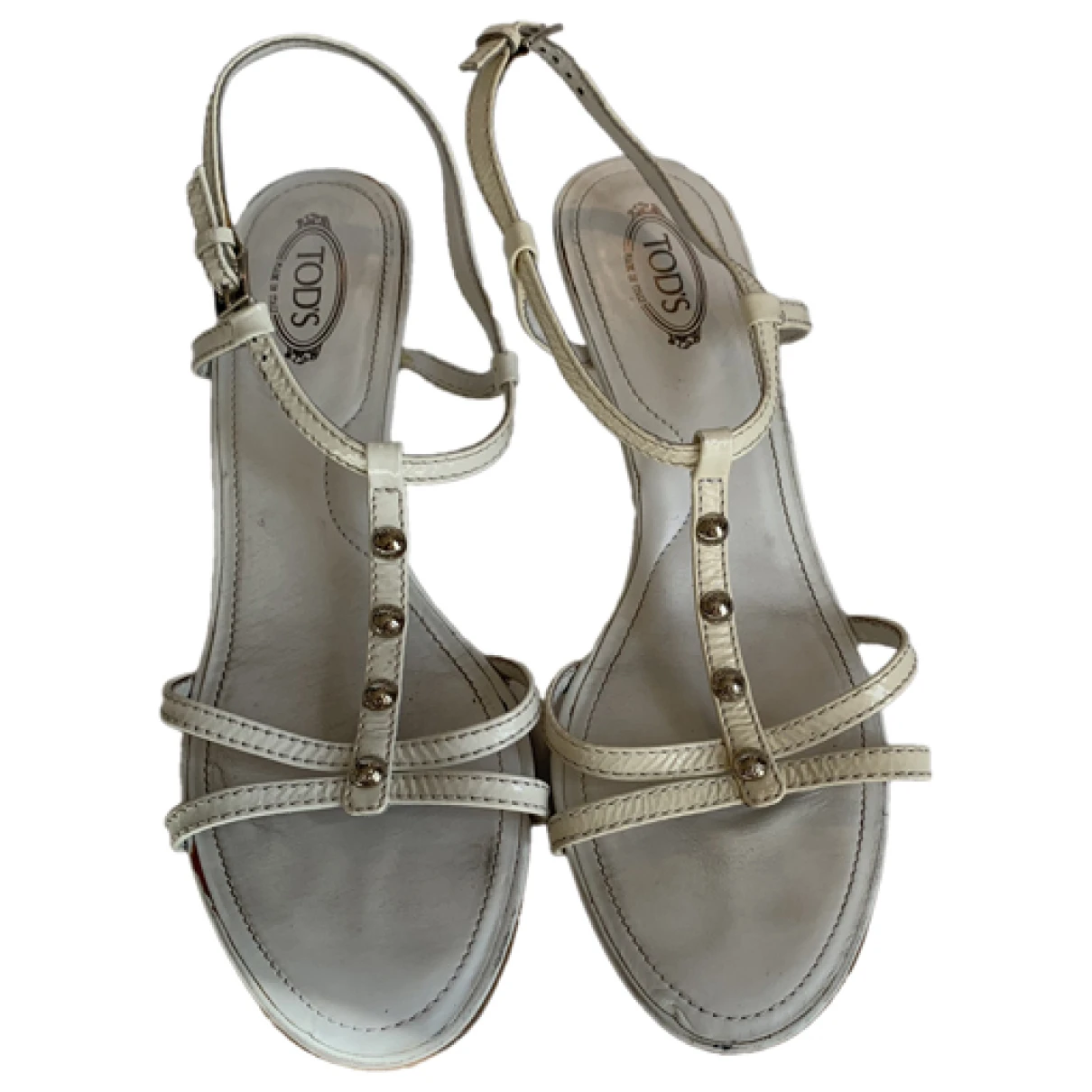 Pre-owned Tod's Patent Leather Sandal In White