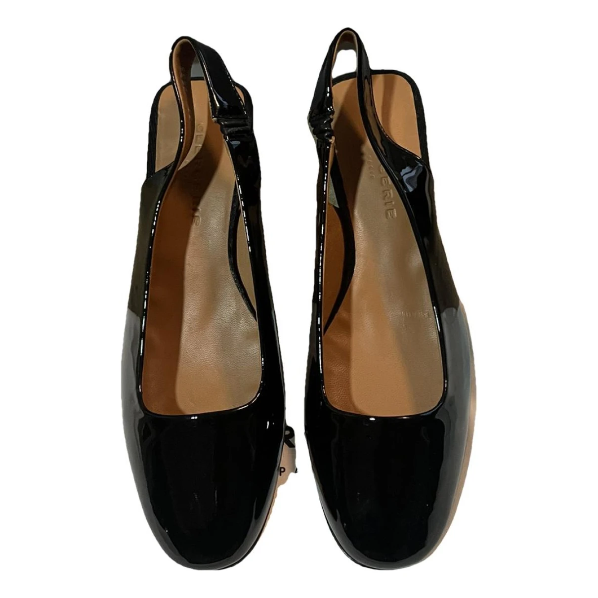 Pre-owned Robert Clergerie Patent Leather Heels In Black