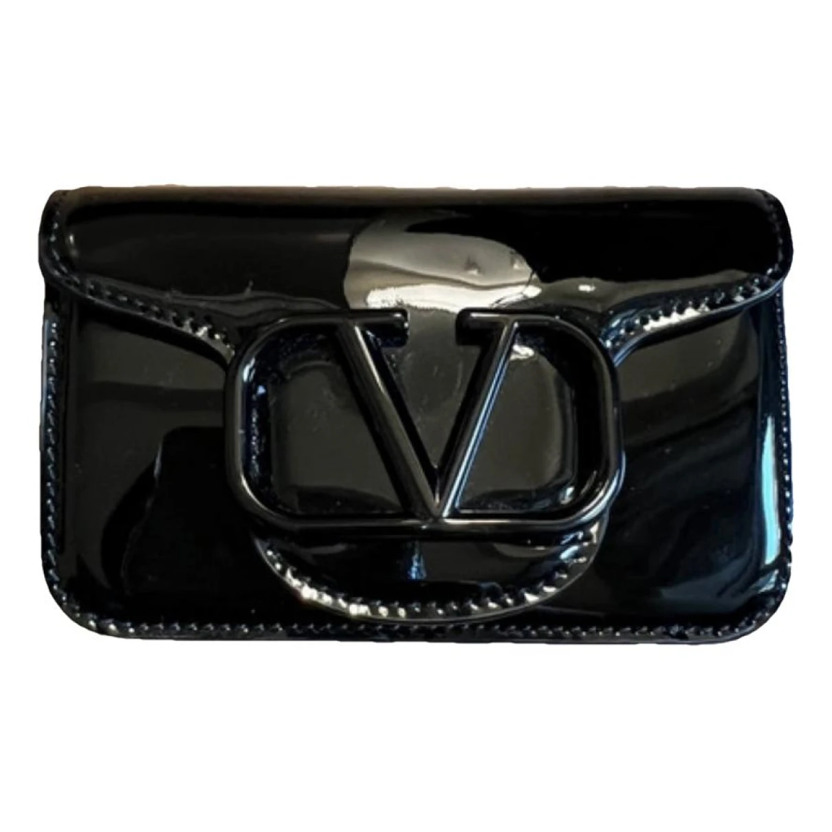 Pre-owned Valentino Garavani Vlogo Patent Leather Purse In Black