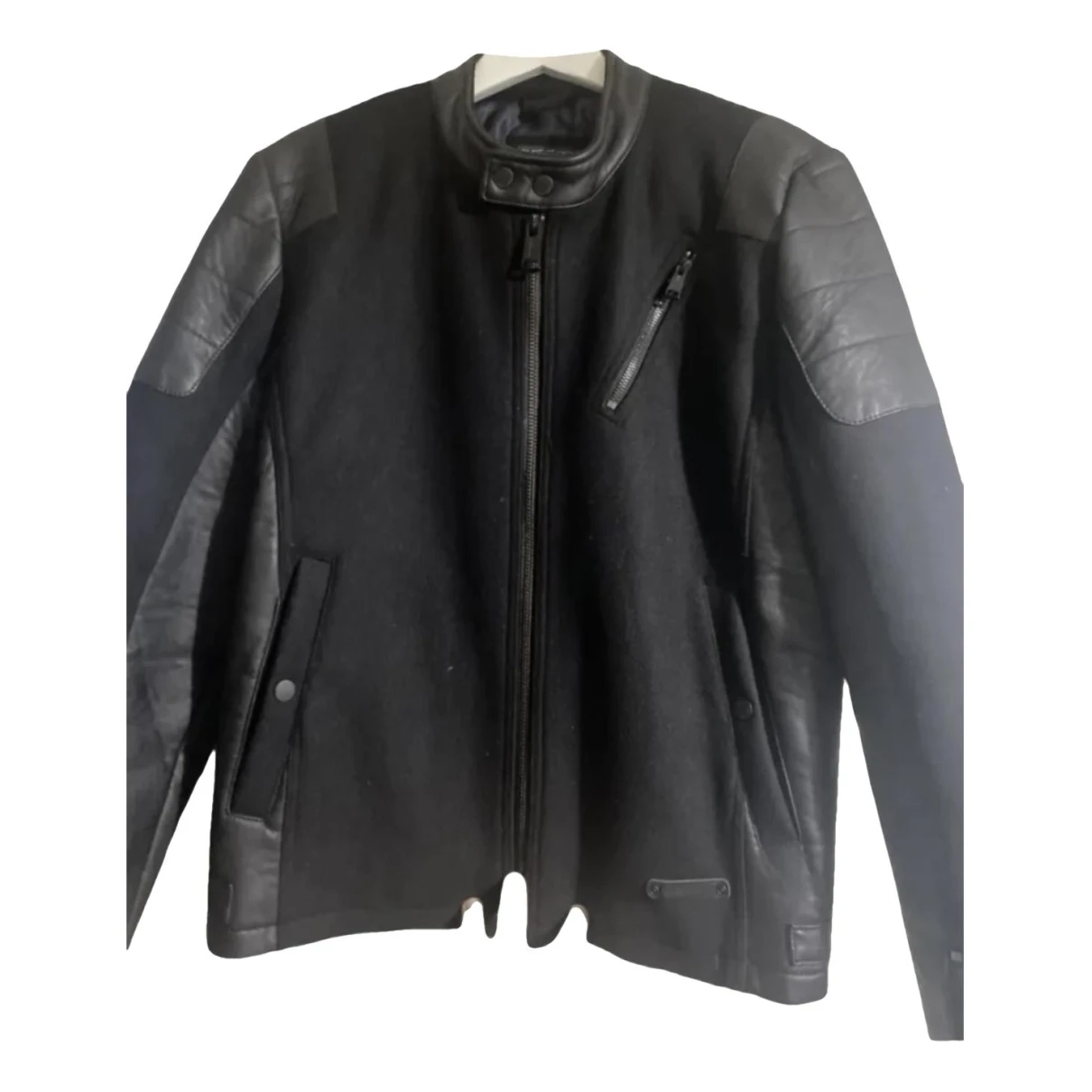 Pre-owned Guess Leather Jacket In Black