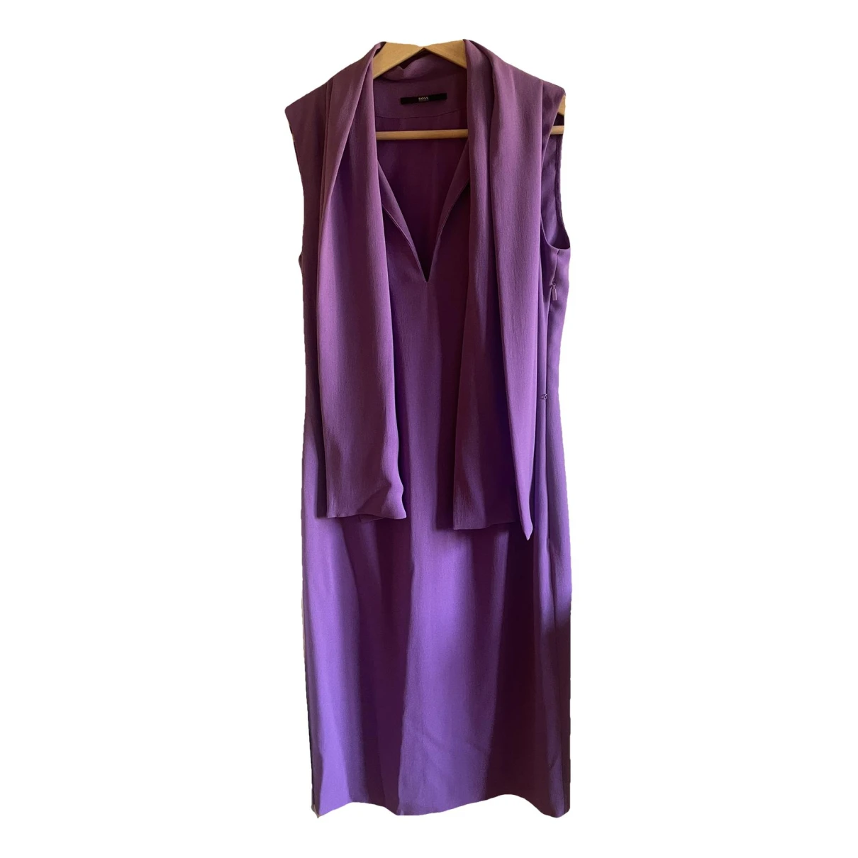 Pre-owned Hugo Boss Mid-length Dress In Purple