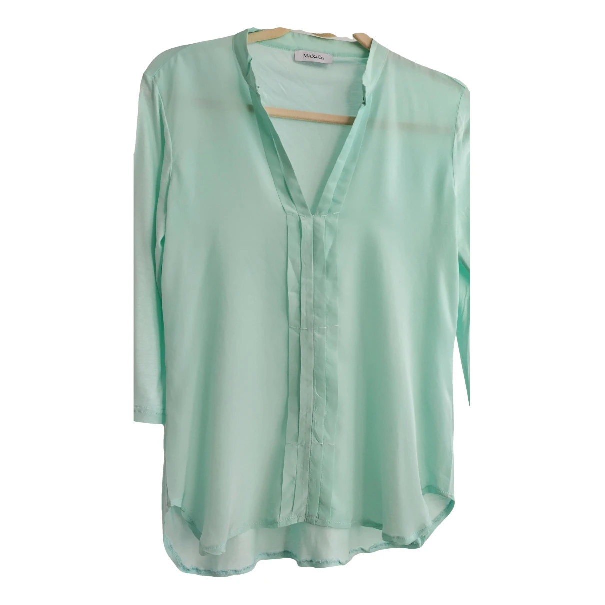 Pre-owned Max & Co Silk T-shirt In Green