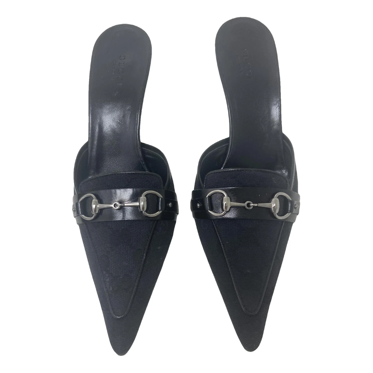 Pre-owned Gucci Cloth Sandals In Black