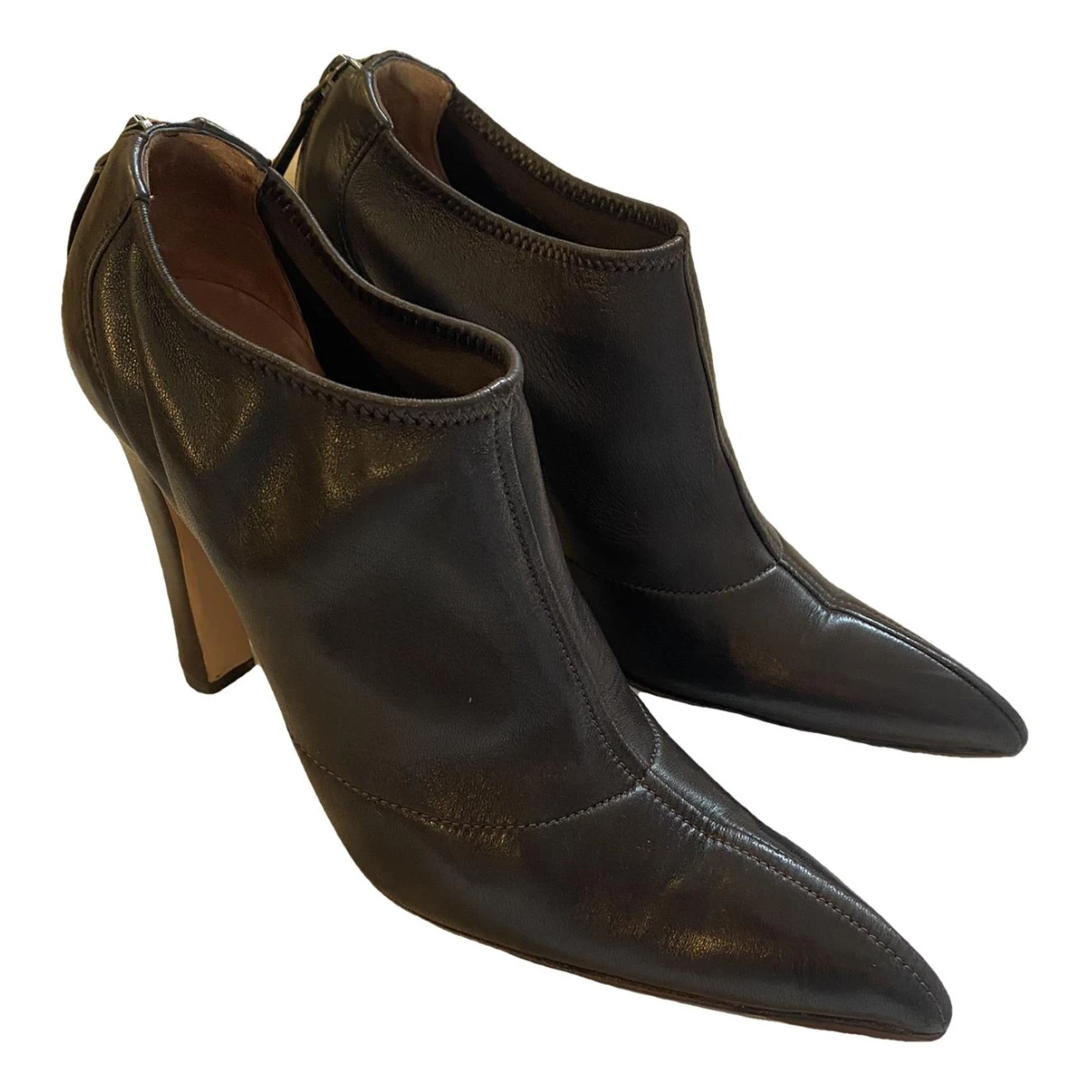 Pre-owned Alaïa Leather Heels In Brown