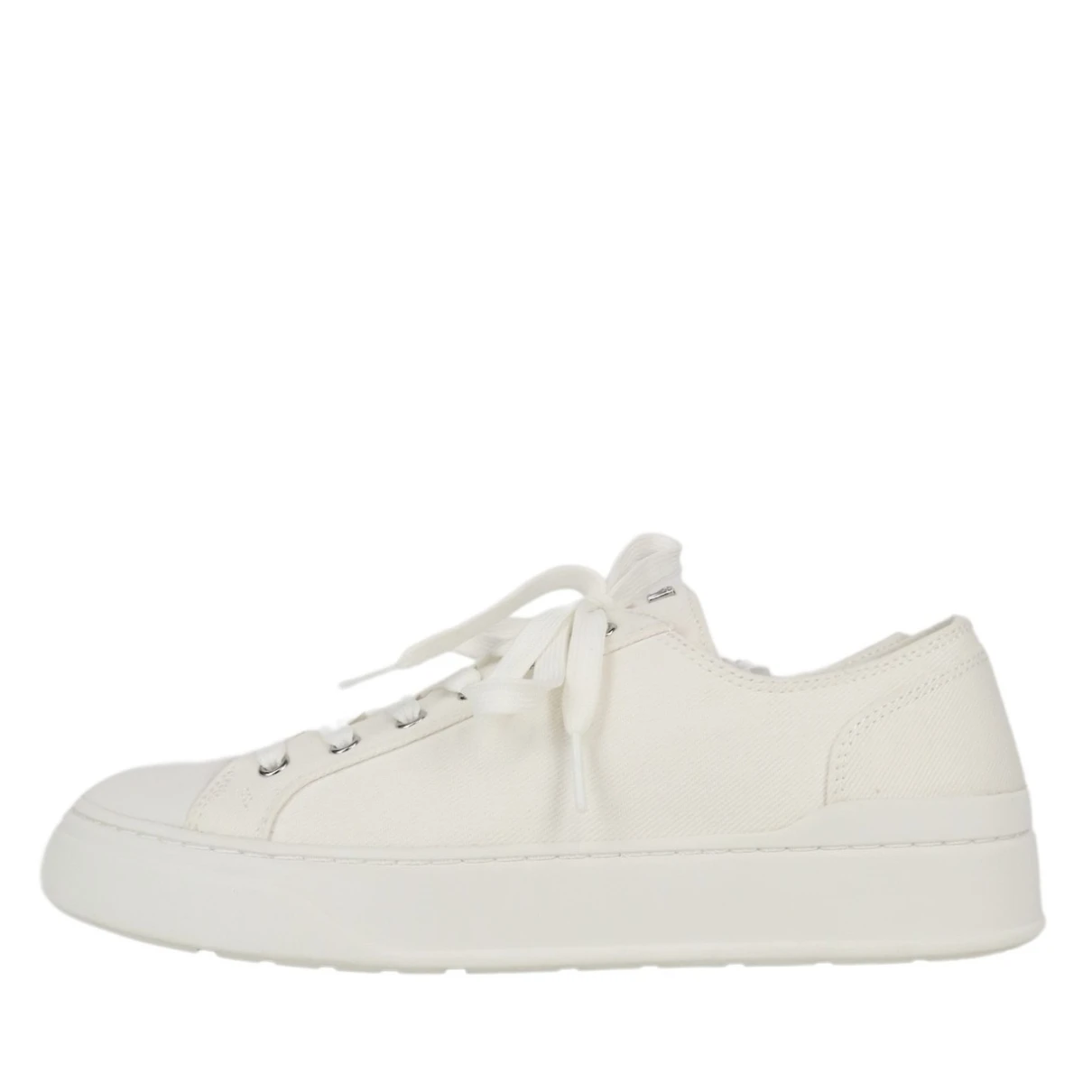 Pre-owned Stuart Weitzman Cloth Trainers In White
