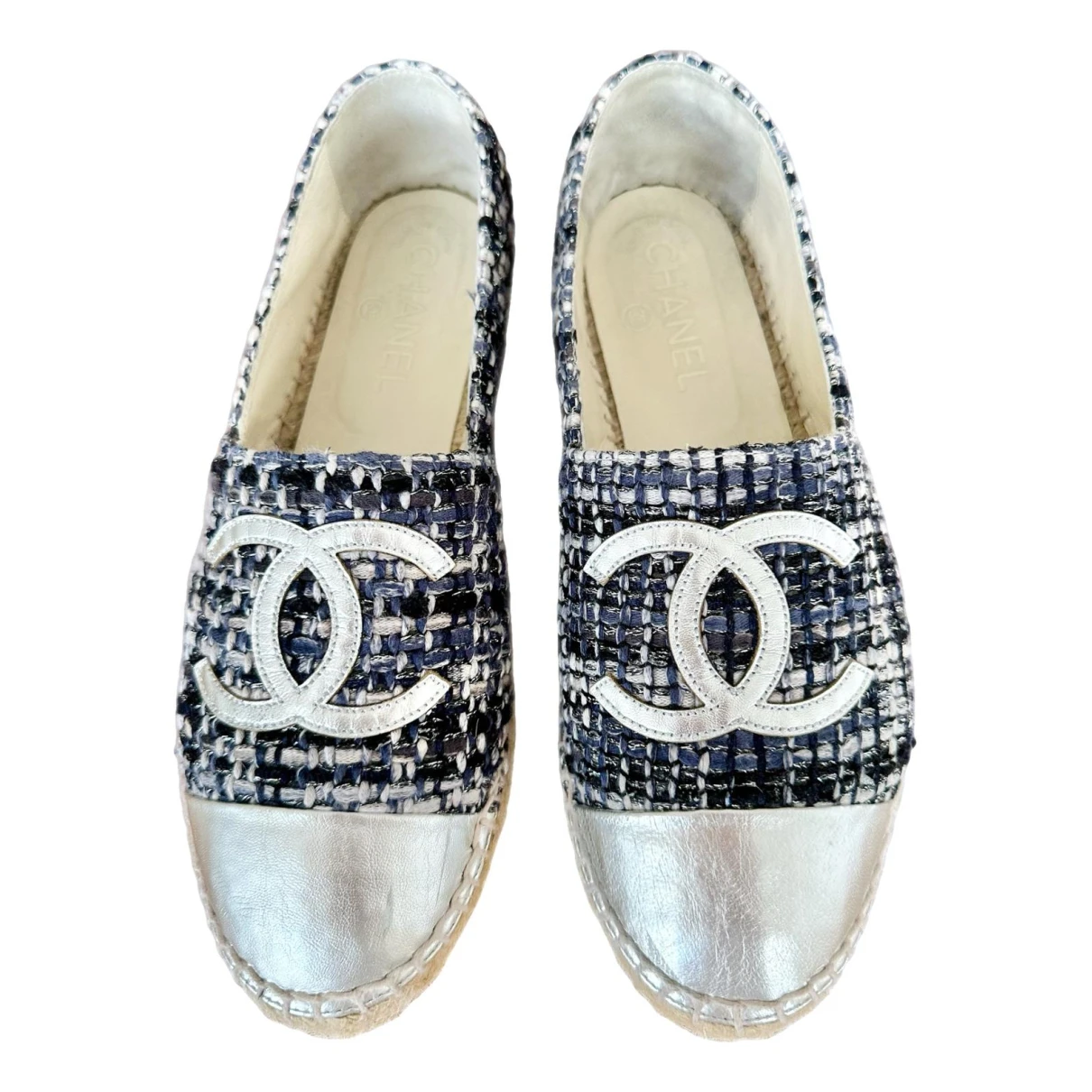 Pre-owned Chanel Leather Espadrilles In Silver