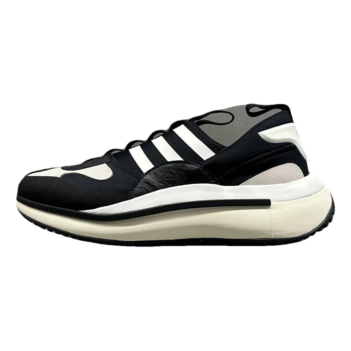 Pre-owned Y-3 Cloth Low Trainers In Black