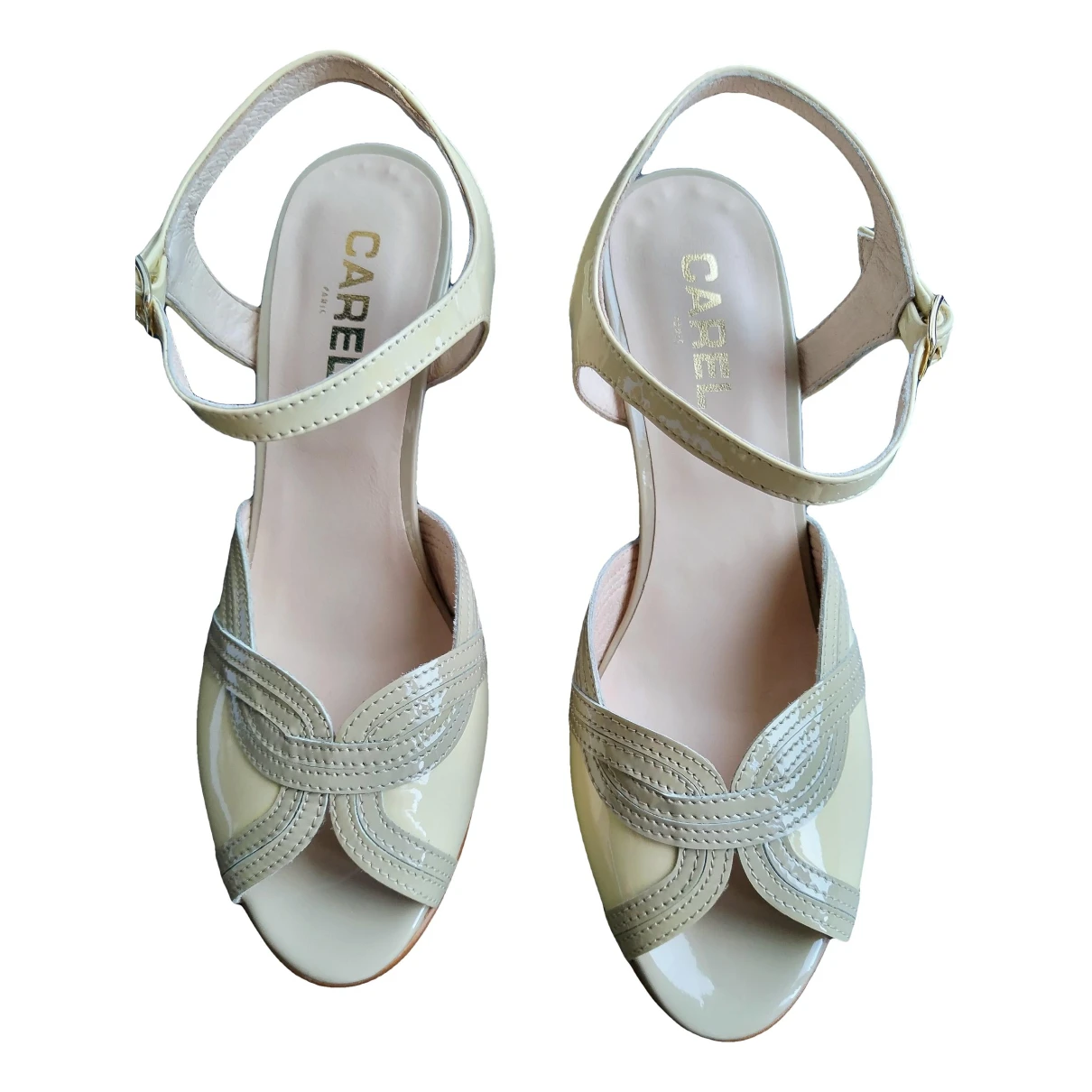 Pre-owned Carel Patent Leather Heels In Beige