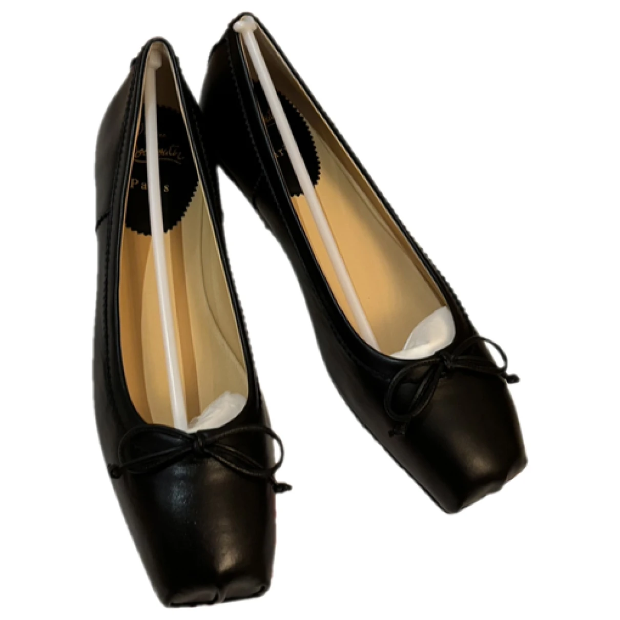 Pre-owned Christian Louboutin Patent Leather Flats In Black