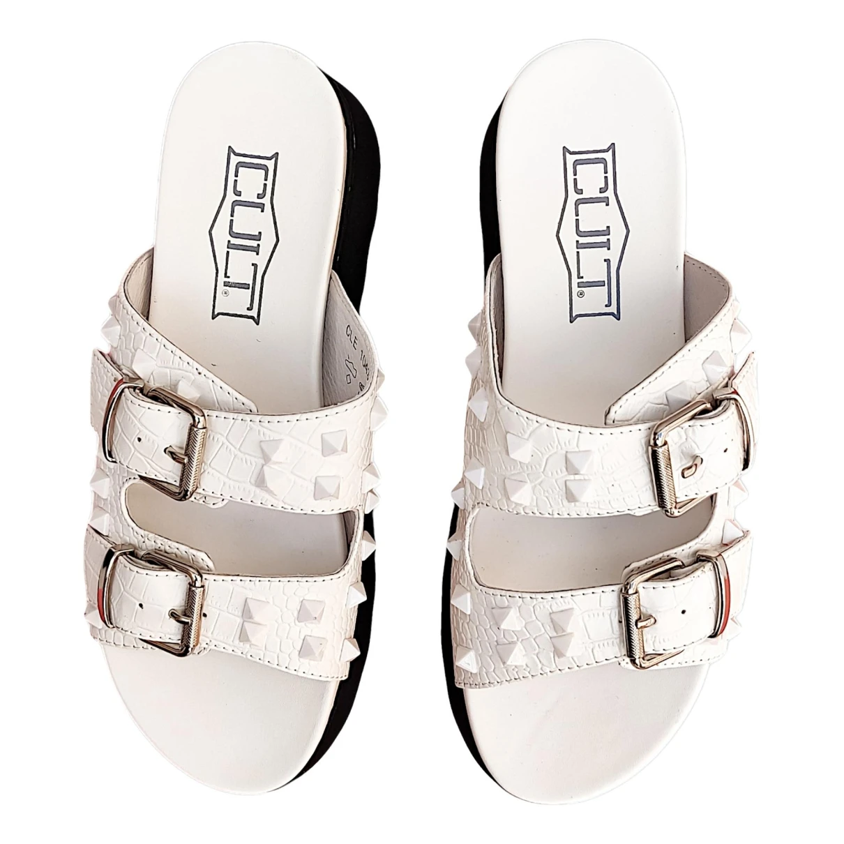 Pre-owned Cult Vegan Leather Sandals In White