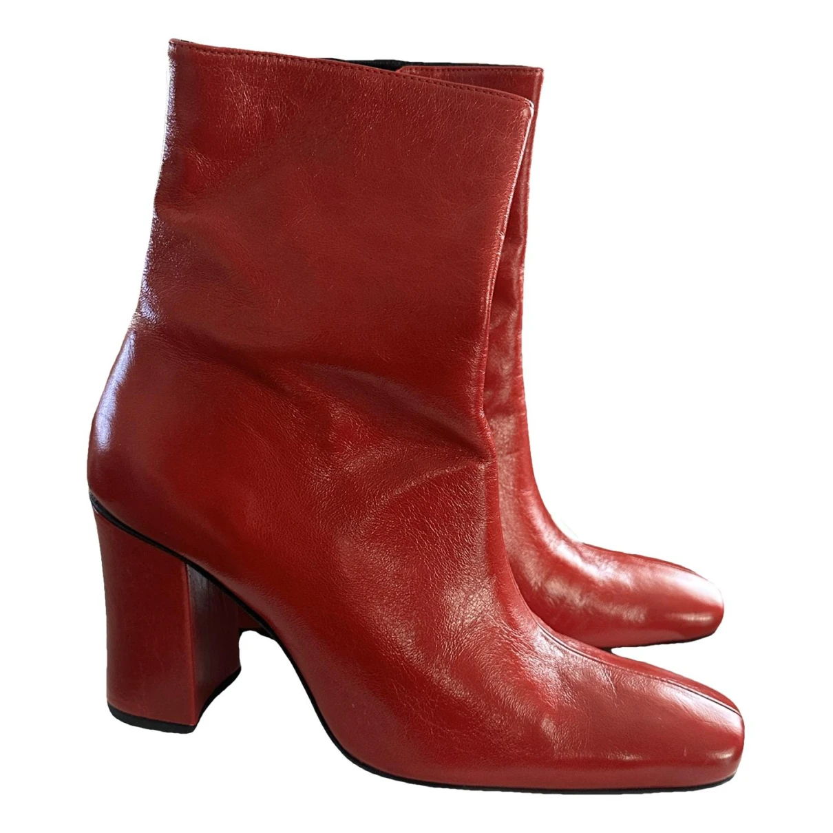 Pre-owned Dorateymur Leather Heels In Red
