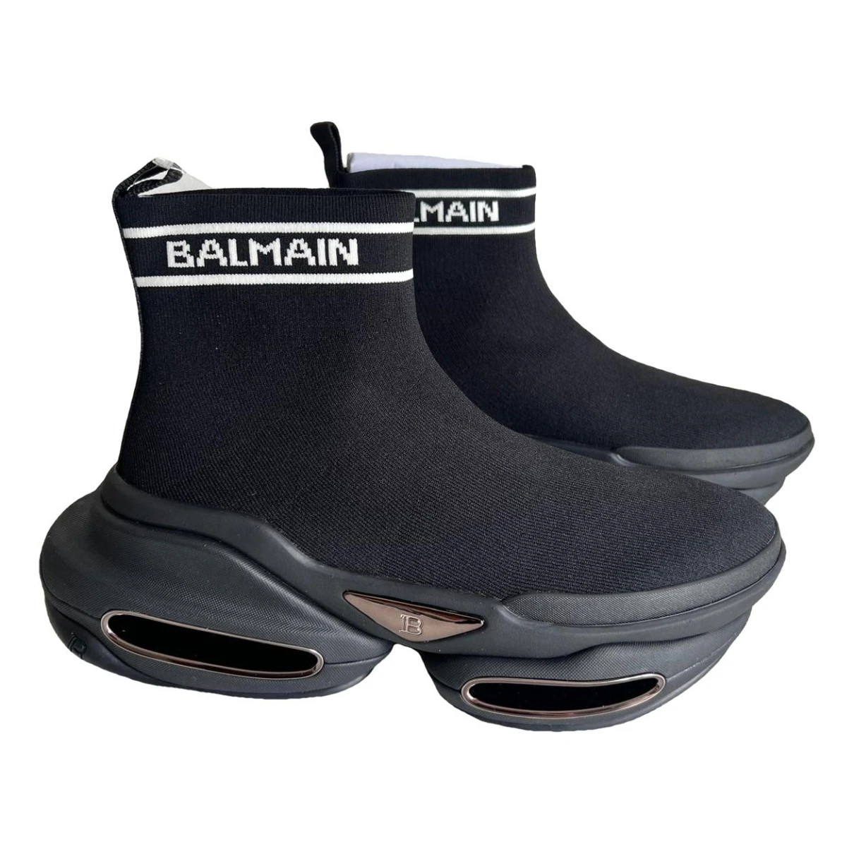 Pre-owned Balmain High Trainers In Black