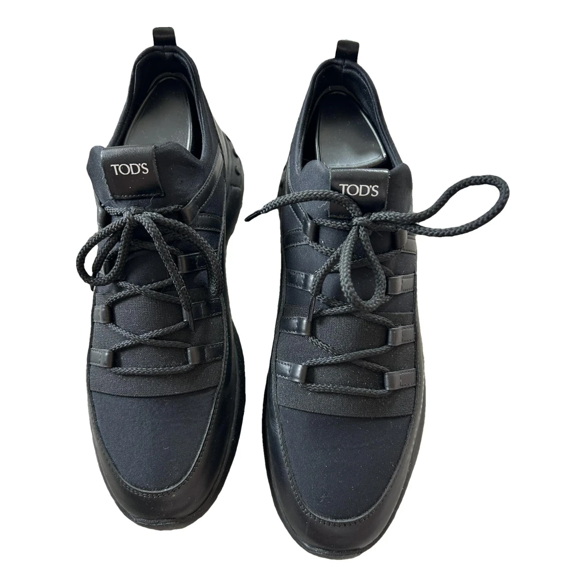 Pre-owned Tod's Leather Low Trainers In Black