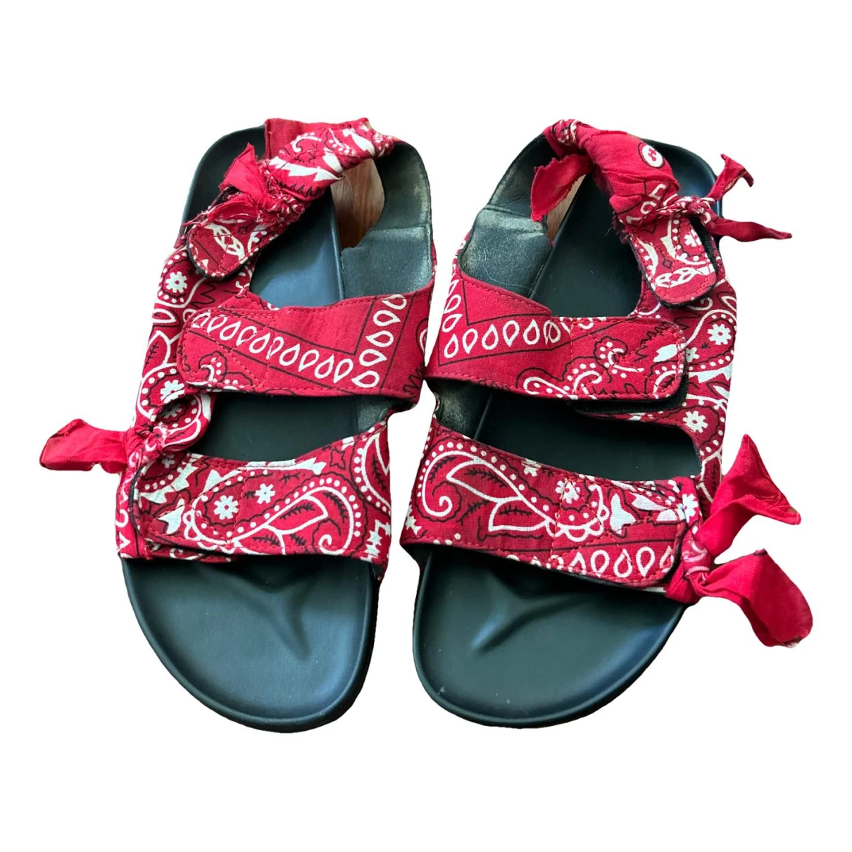 Pre-owned Arizona Love Sandals In Red
