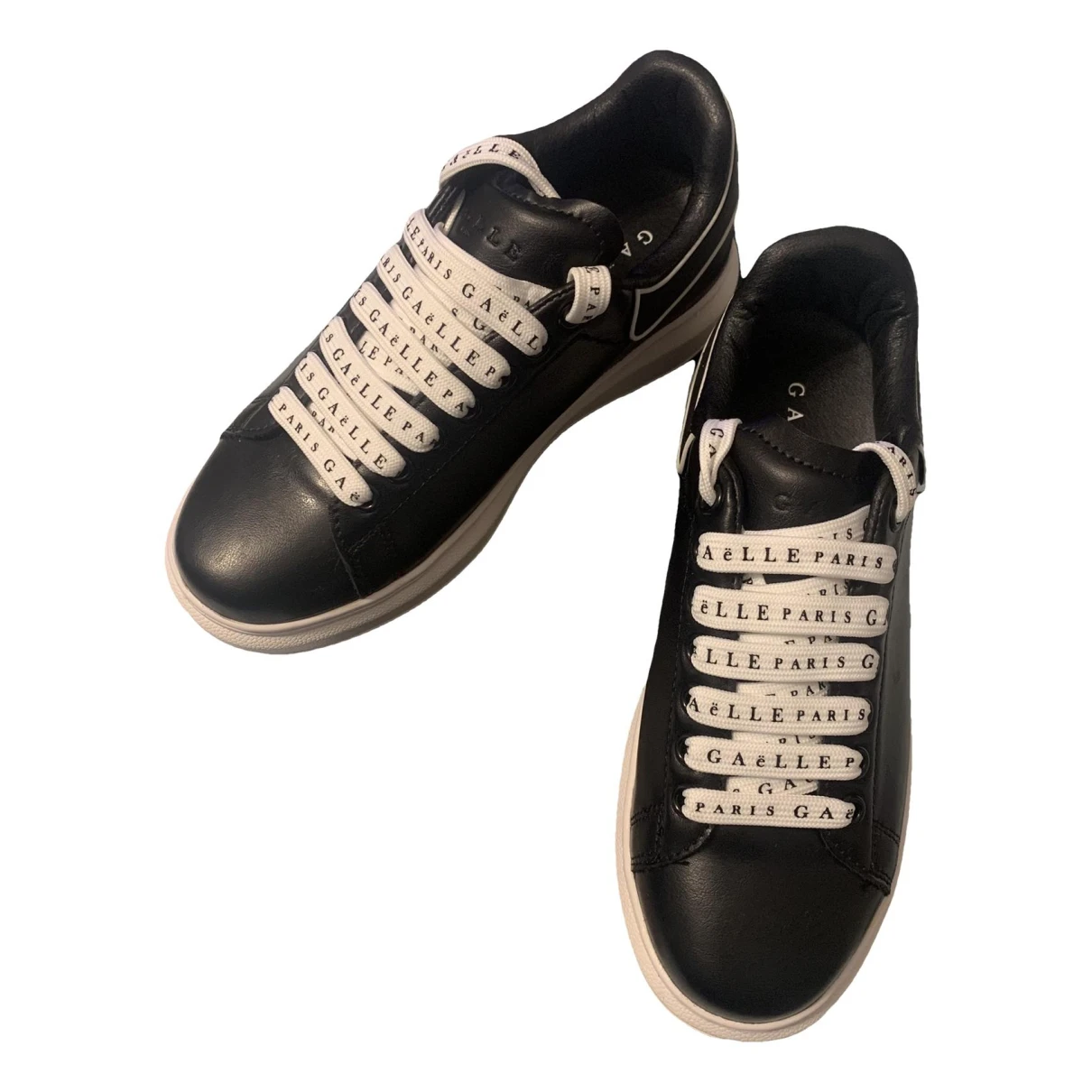 Pre-owned Gaelle Paris Leather Trainers In Black