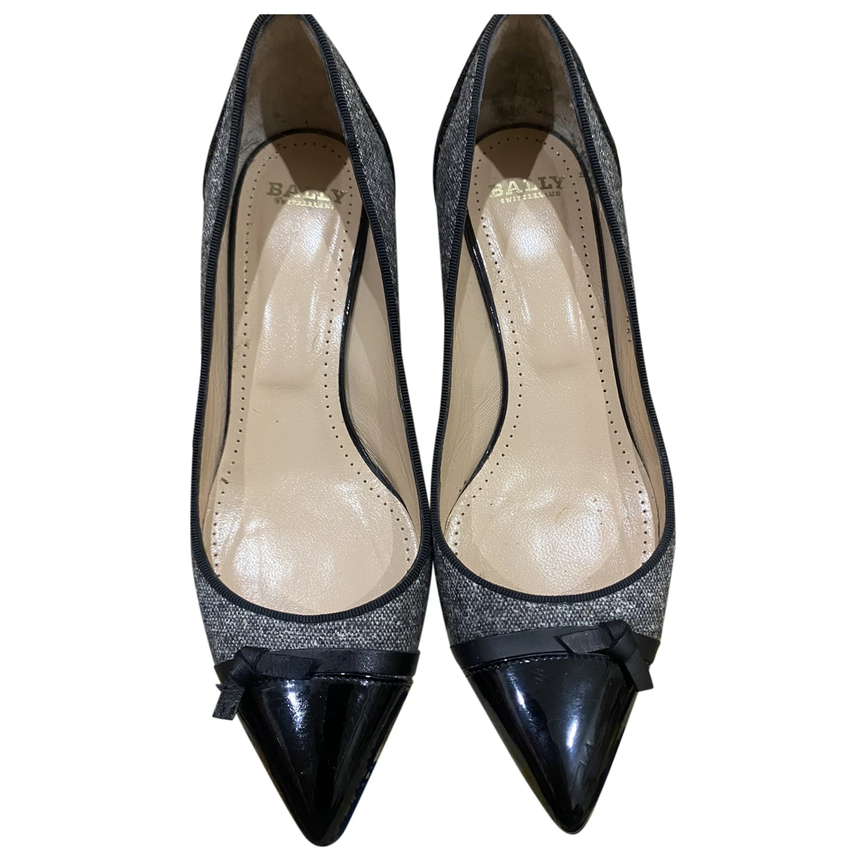 Pre-owned Bally Patent Leather Heels In Grey