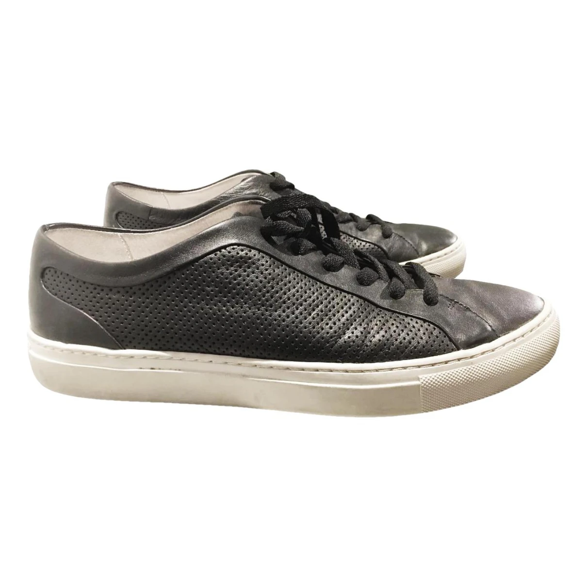 Pre-owned Aldo Leather Low Trainers In Black