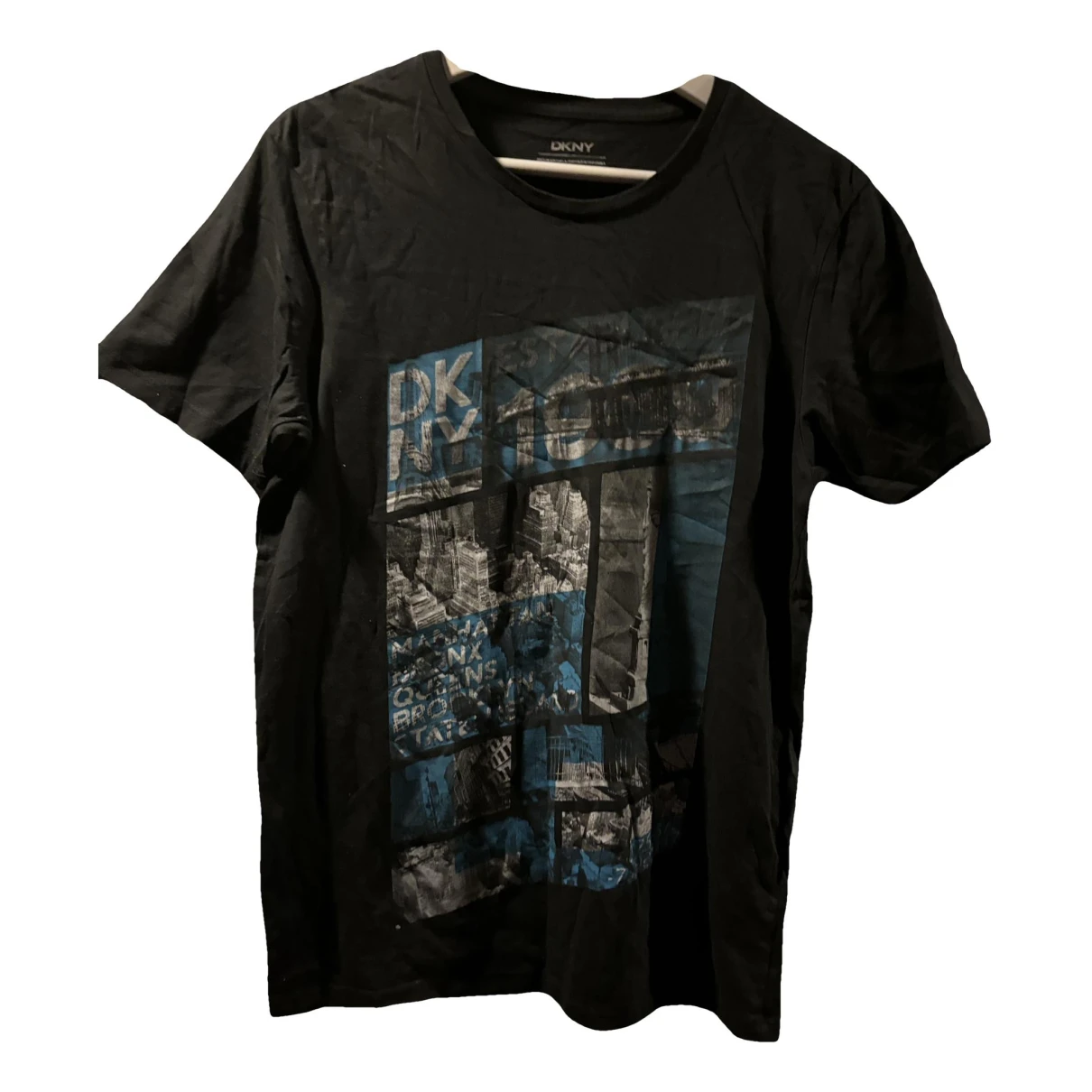 Pre-owned Dkny T-shirt In Black
