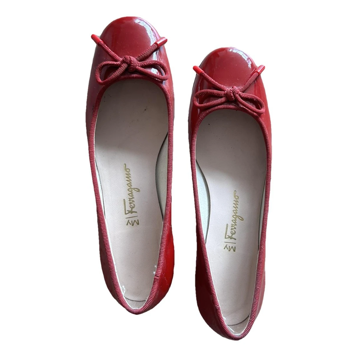 Pre-owned Ferragamo Patent Leather Ballet Flats In Red