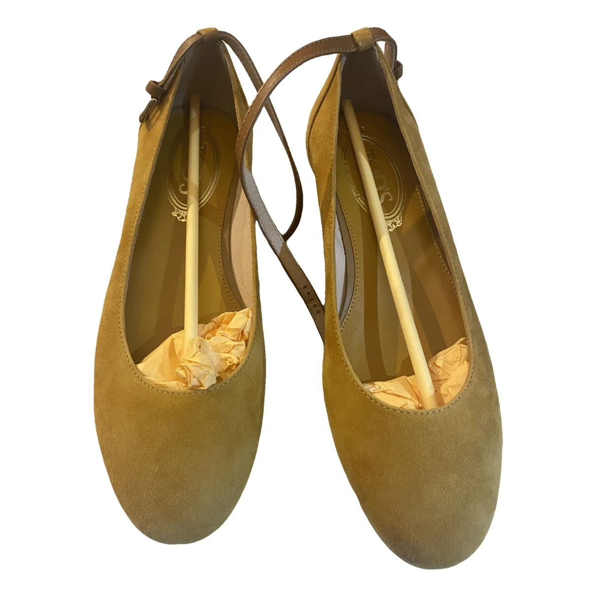 Pre-owned Tod's Flats In Yellow
