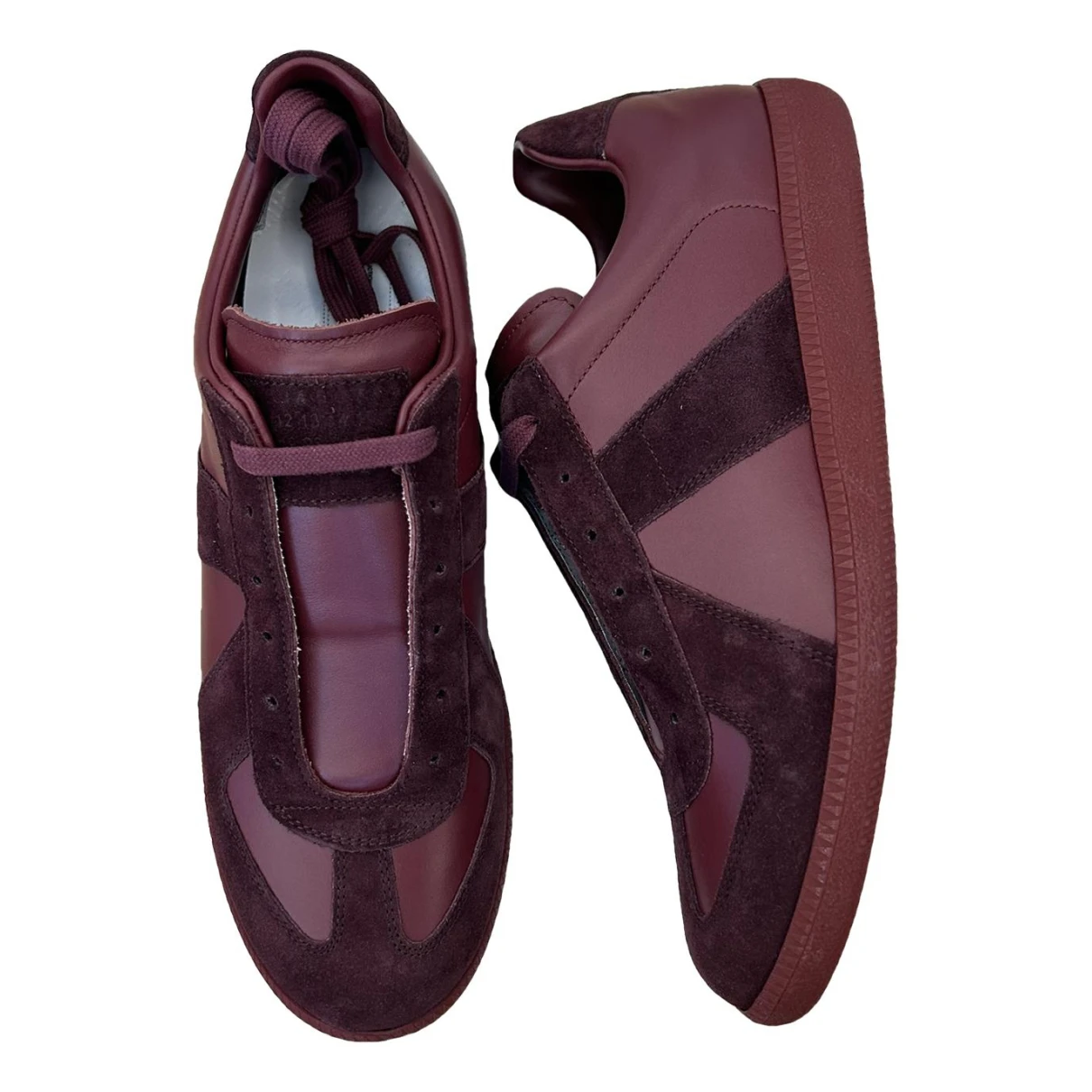 Pre-owned Maison Margiela Replica Leather Low Trainers In Burgundy