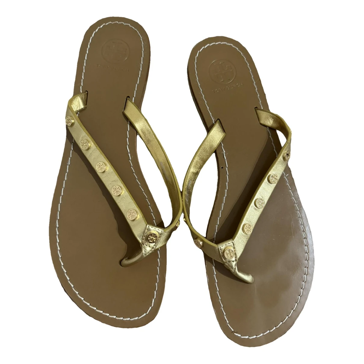 Pre-owned Tory Burch Leather Flip Flops In Gold