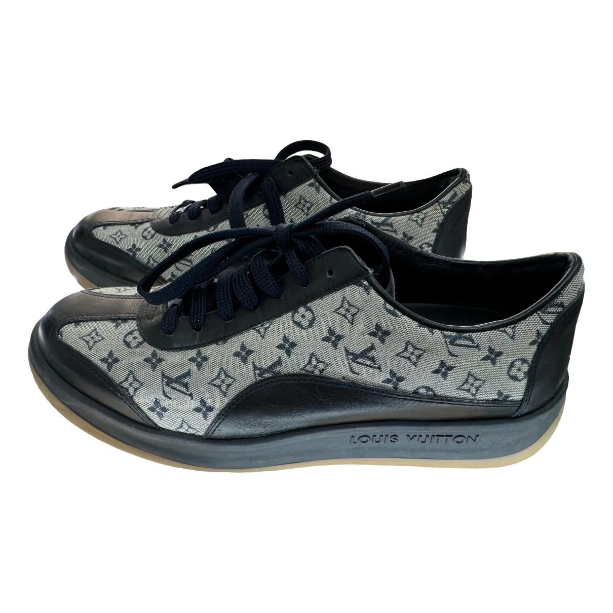 Pre-owned Louis Vuitton Leather Low Trainers In Blue