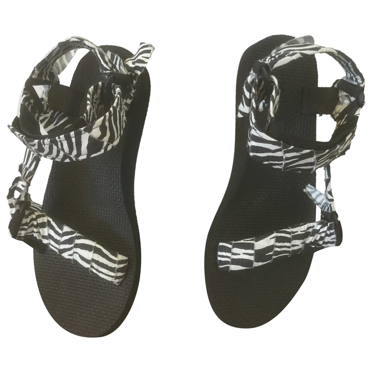 Pre-owned Arizona Love Sandals In Black
