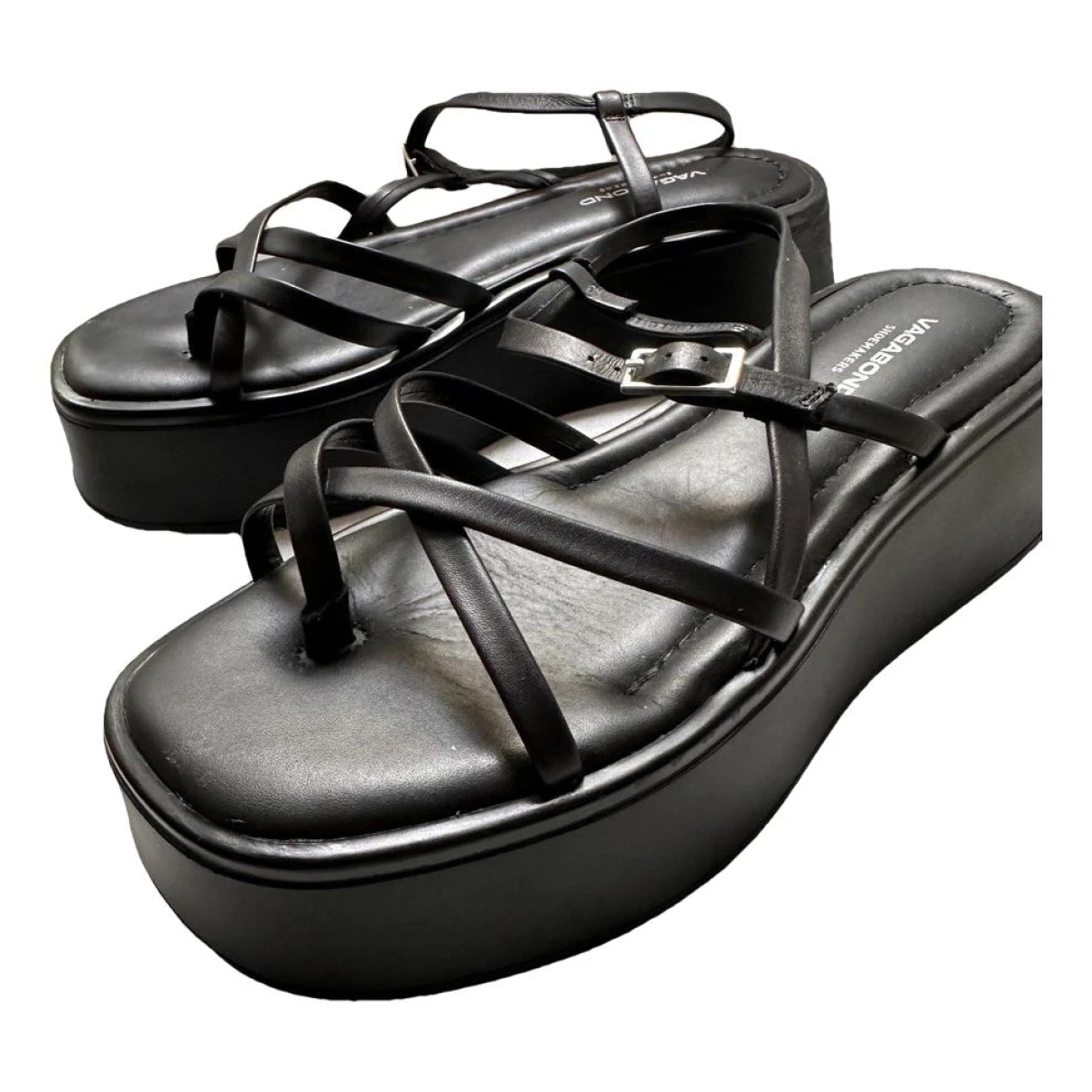 Pre-owned Vagabond Leather Sandal In Black
