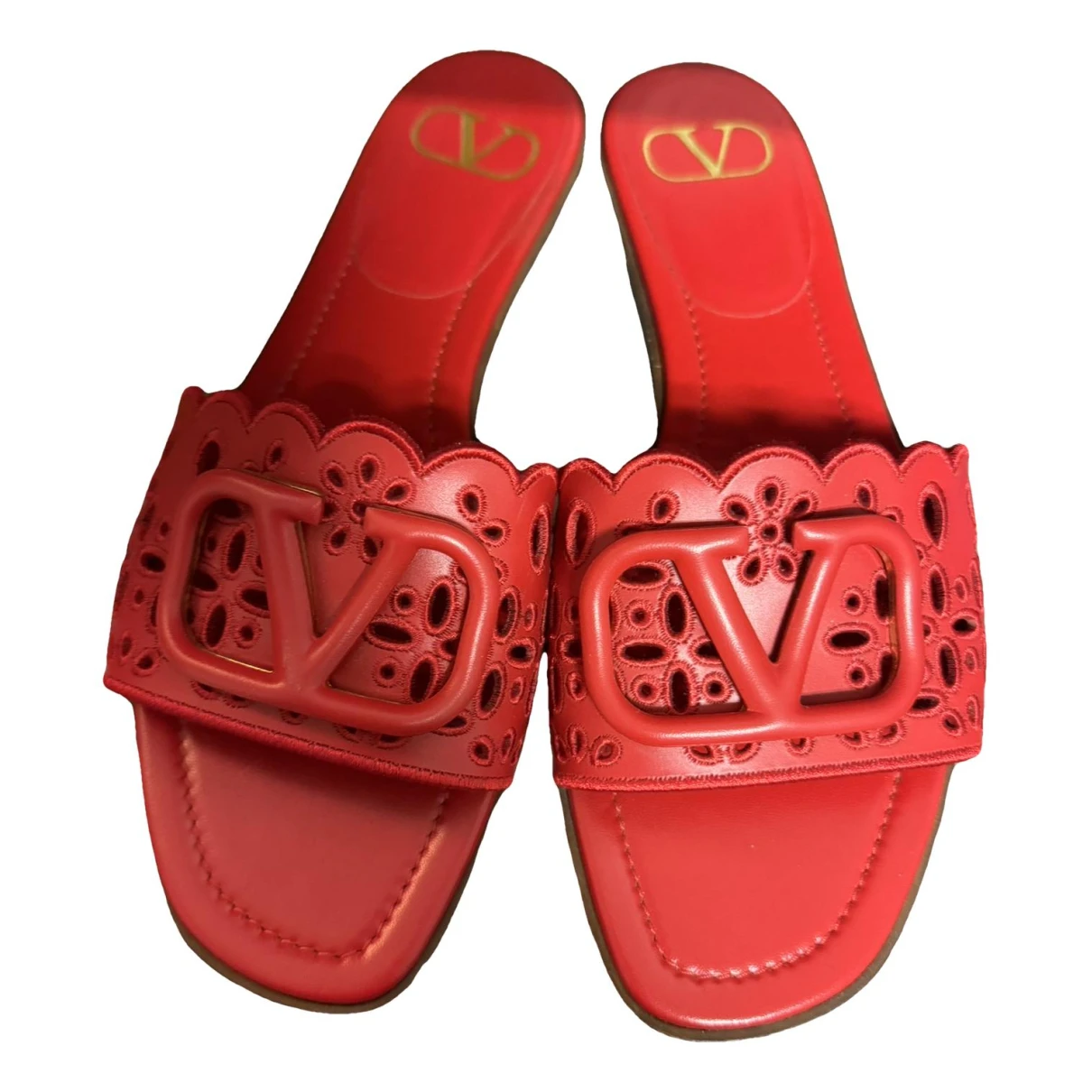 Pre-owned Valentino Garavani Vlogo Leather Sandal In Red