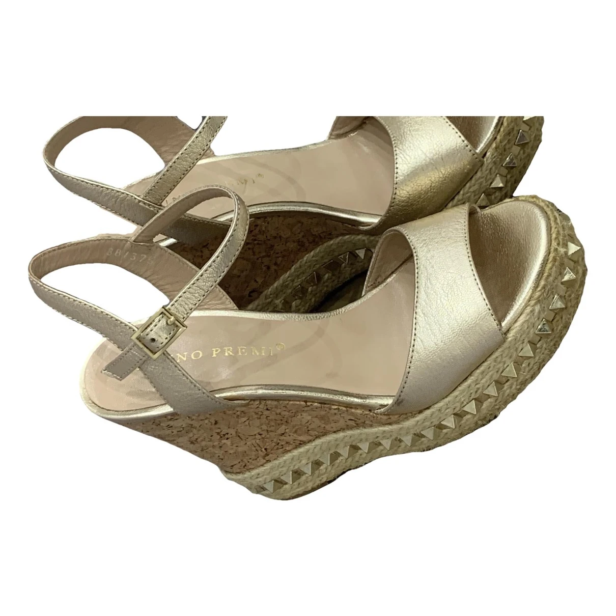 Pre-owned Bruno Premi Leather Sandals In Gold