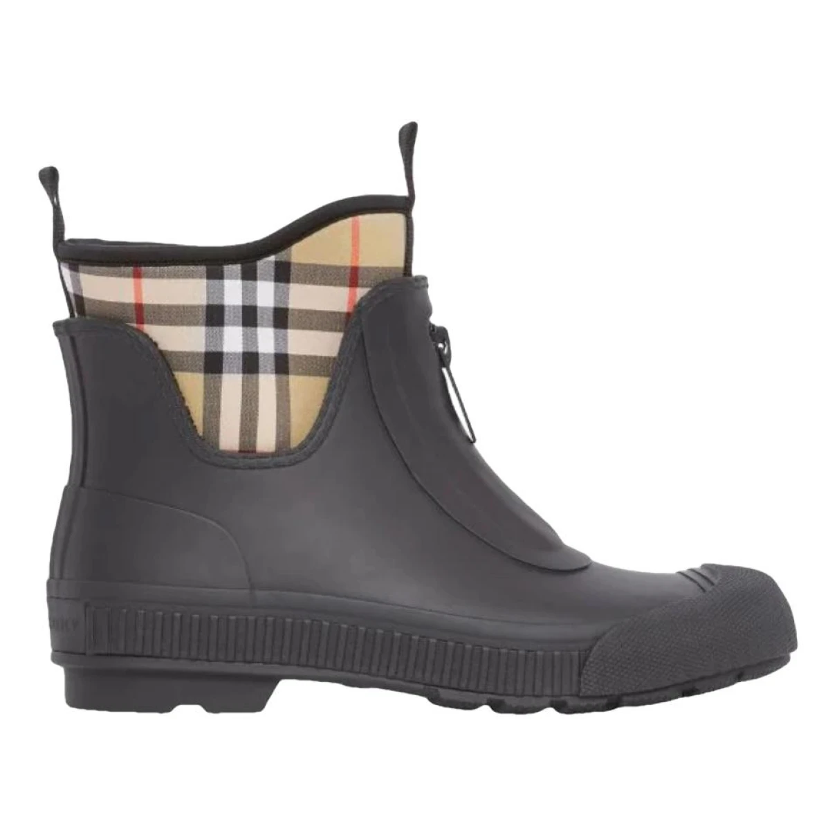 Pre-owned Burberry Boots In Black