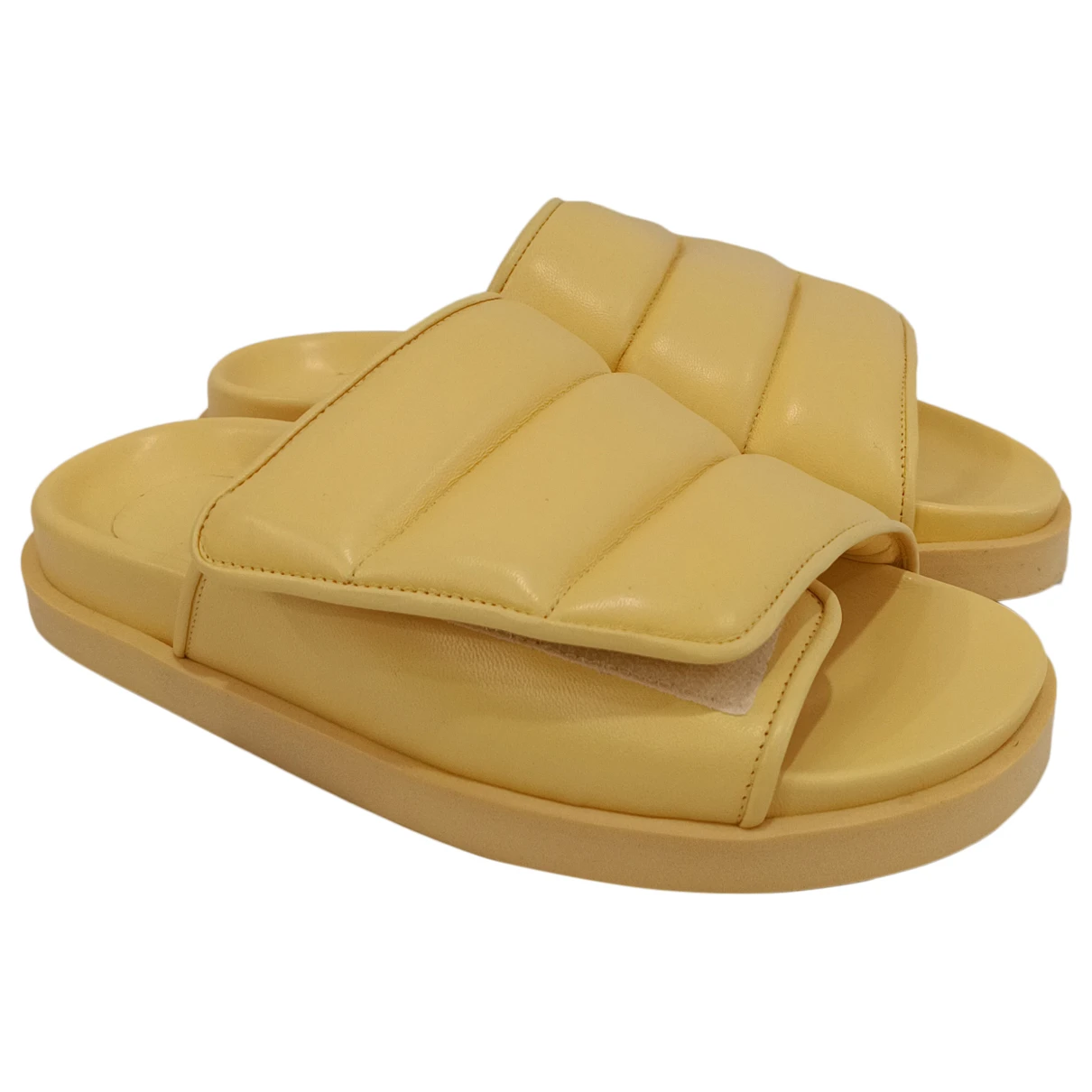 Pre-owned Gia Borghini Leather Flip Flops In Yellow