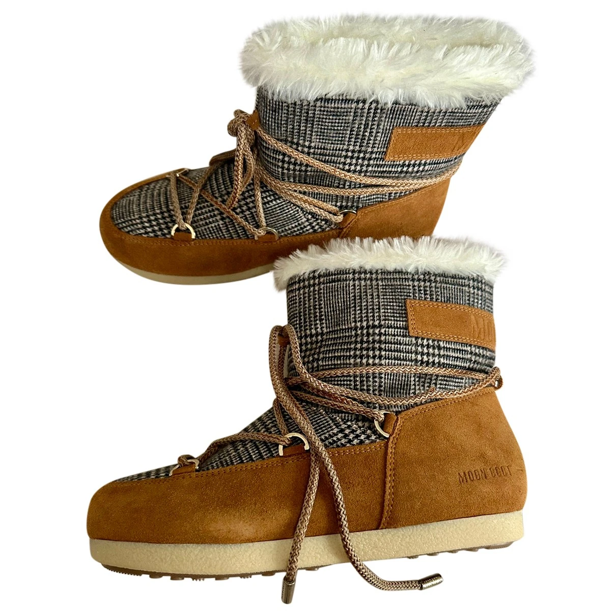 Pre-owned Moon Boot Cloth Snow Boots In Brown