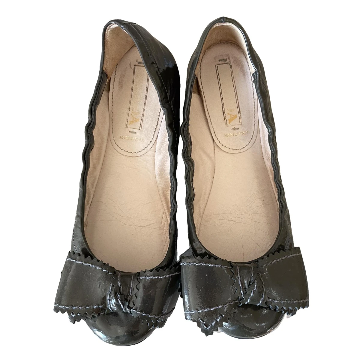 Pre-owned Prada Leather Ballet Flats In Khaki