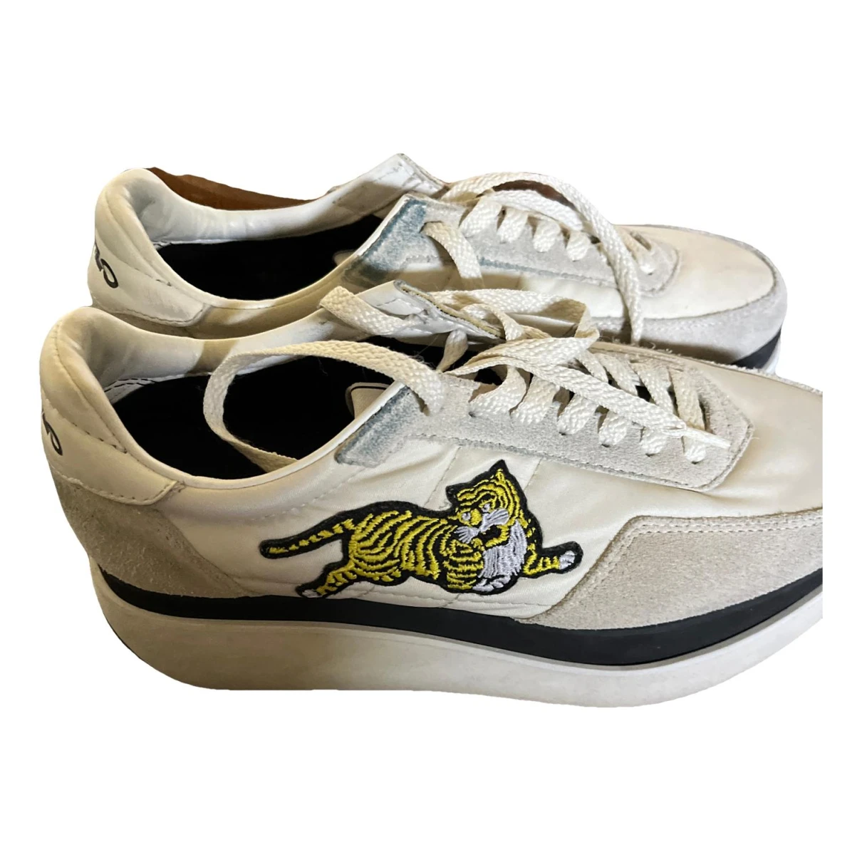 Pre-owned Kenzo Tiger Patent Leather Trainers In White