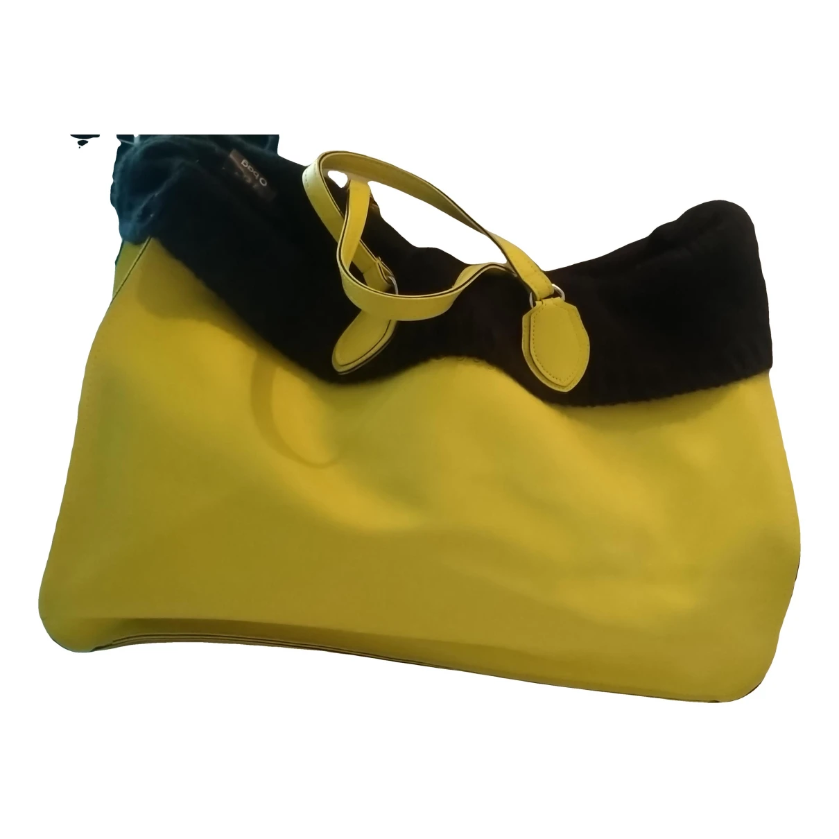 Pre-owned O Bag Handbag In Yellow