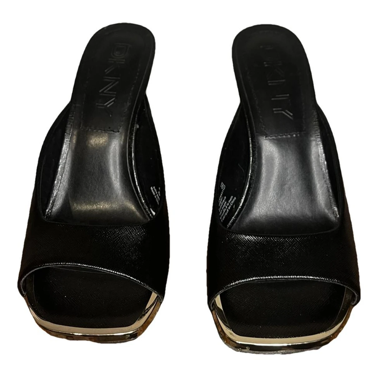 Pre-owned Dkny Patent Leather Mules & Clogs In Black