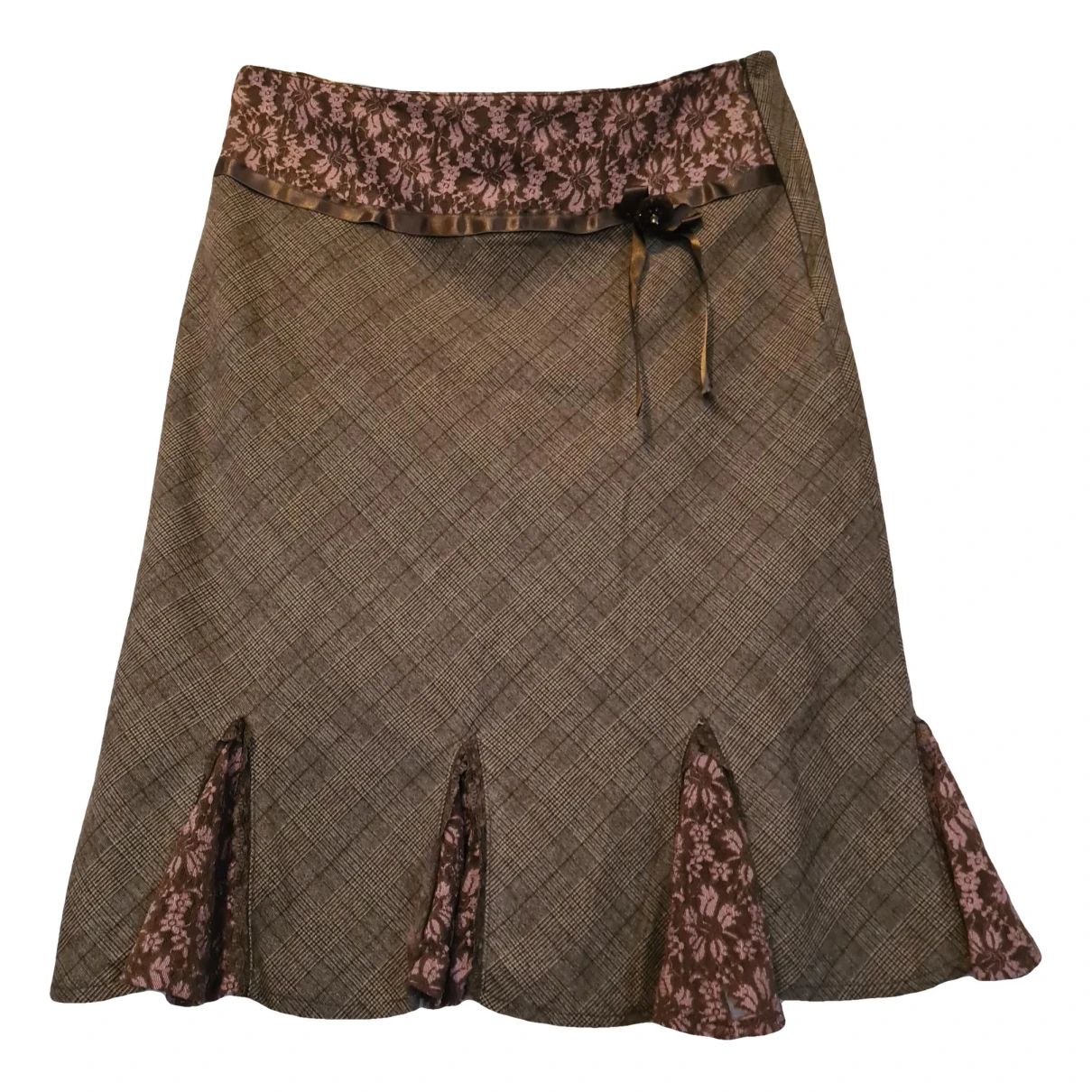 Pre-owned Lm Lulu Wool Mid-length Skirt In Beige